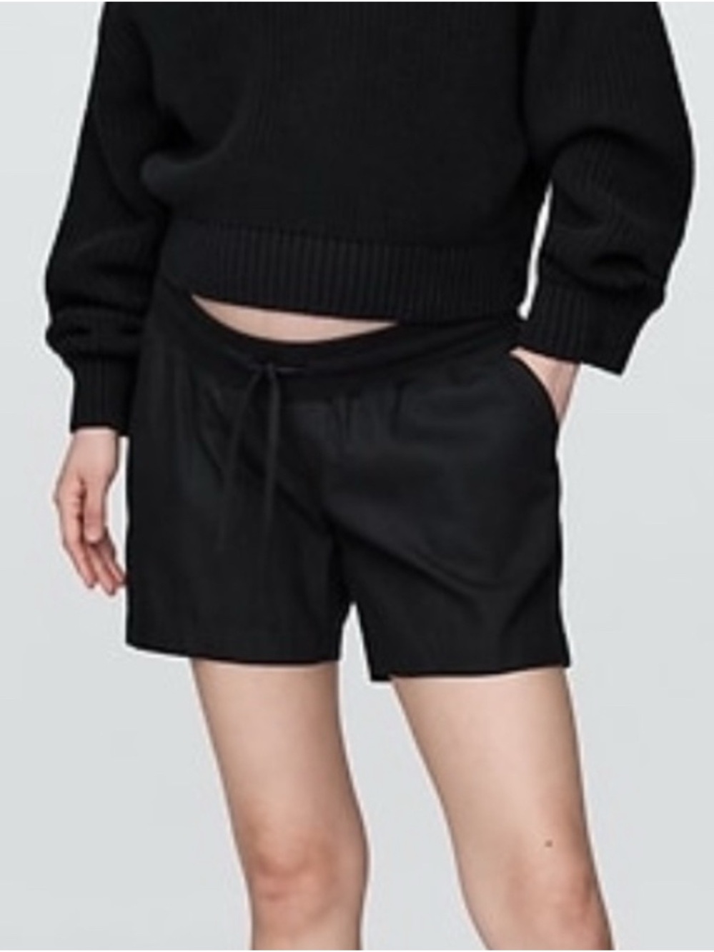 GAP Maternity Black Drawstring Linen Blend Shorts